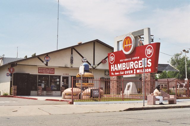 First_McDonalds,_San_Bernardino,_California
