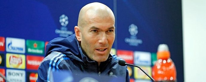 Zinedine Zidane en rueda de prensa en Champions
