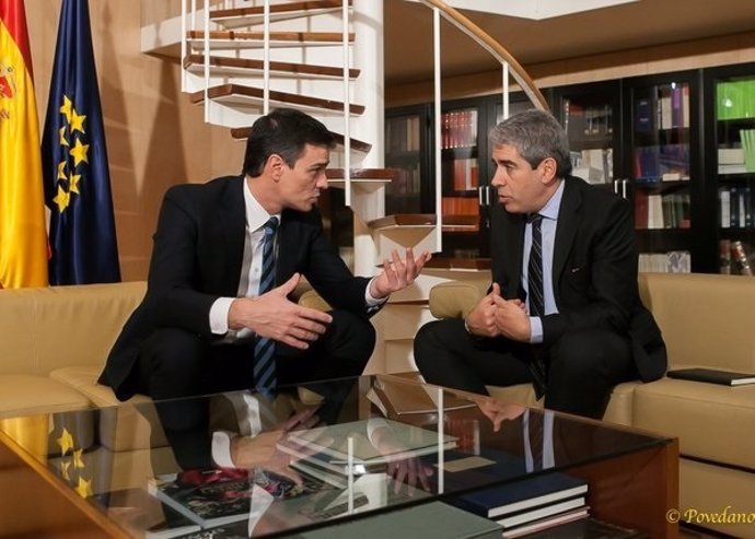 Pedro Sánchez (PSOE) y Francesc Homs (DL) 