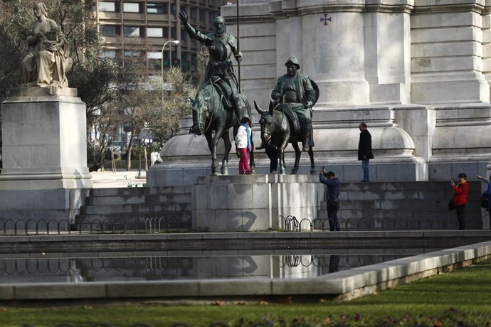 Turismo, turistas, plaza España