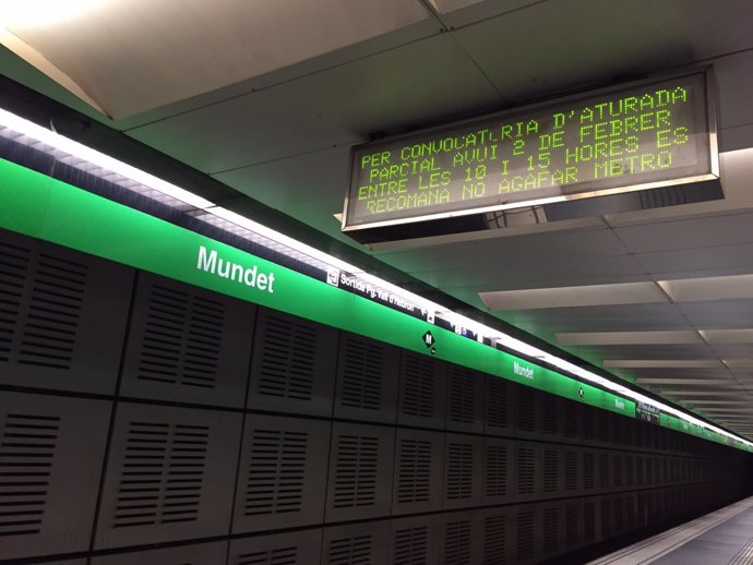 Metro de Barcelona en huelga