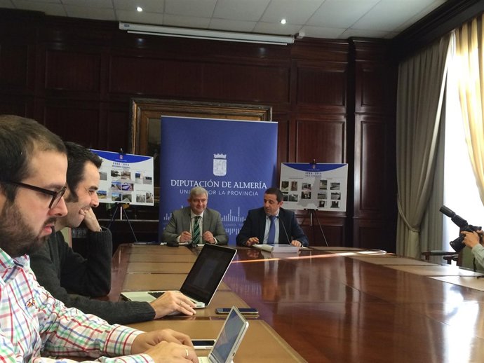 El PFEA genera 128.911 jornales en la provincia de Almería entre 2014 y 2015.