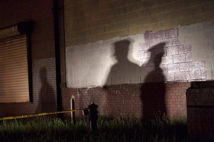 Sombra de Policías