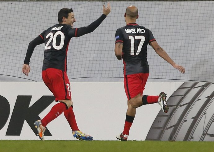 El Athletic Club supera al Augsburgo con dos goles de Aduriz