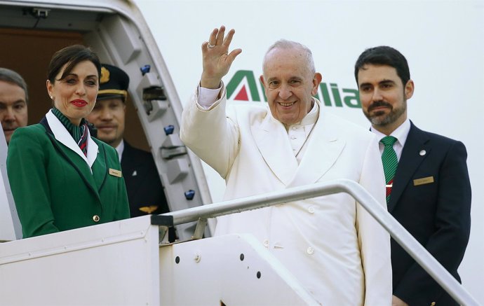El Papa inicia su viaje a México
