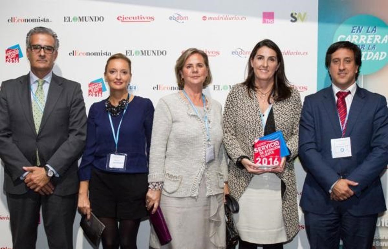 BUENOS DIAS BUENAS NOCHES