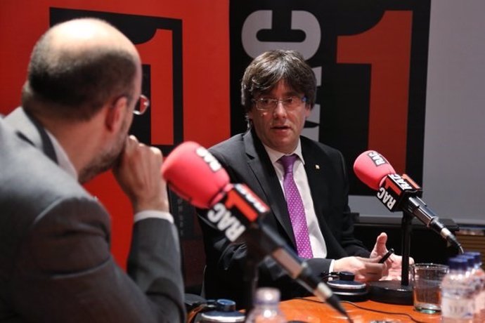 El pte.C.Puigdemont, en una entrevista