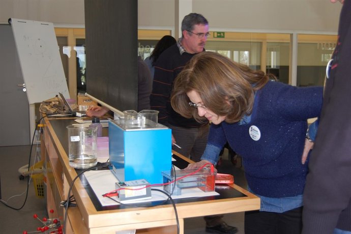 'Xplore Health' Acerca La Biotecnología A Docentes En El Parque De Las Ciencias