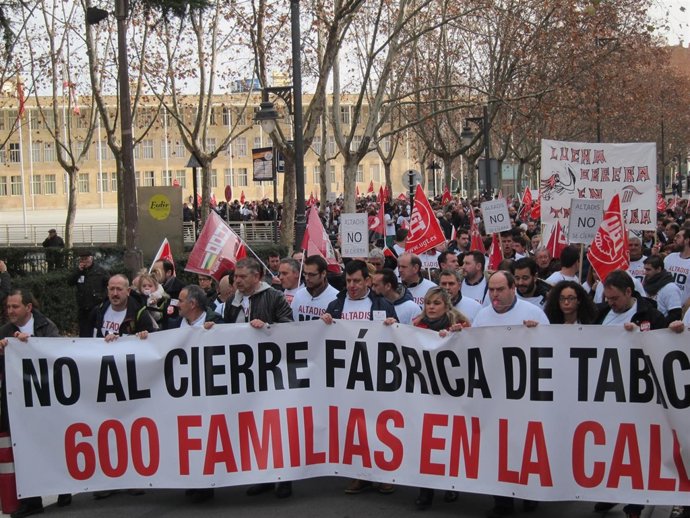 MARCHA EN CONTRA DEL CIERRE DE ALTADIS