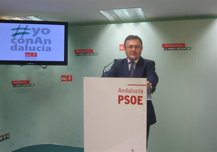 Miguel Ángel Heredia en rueda de prensa 