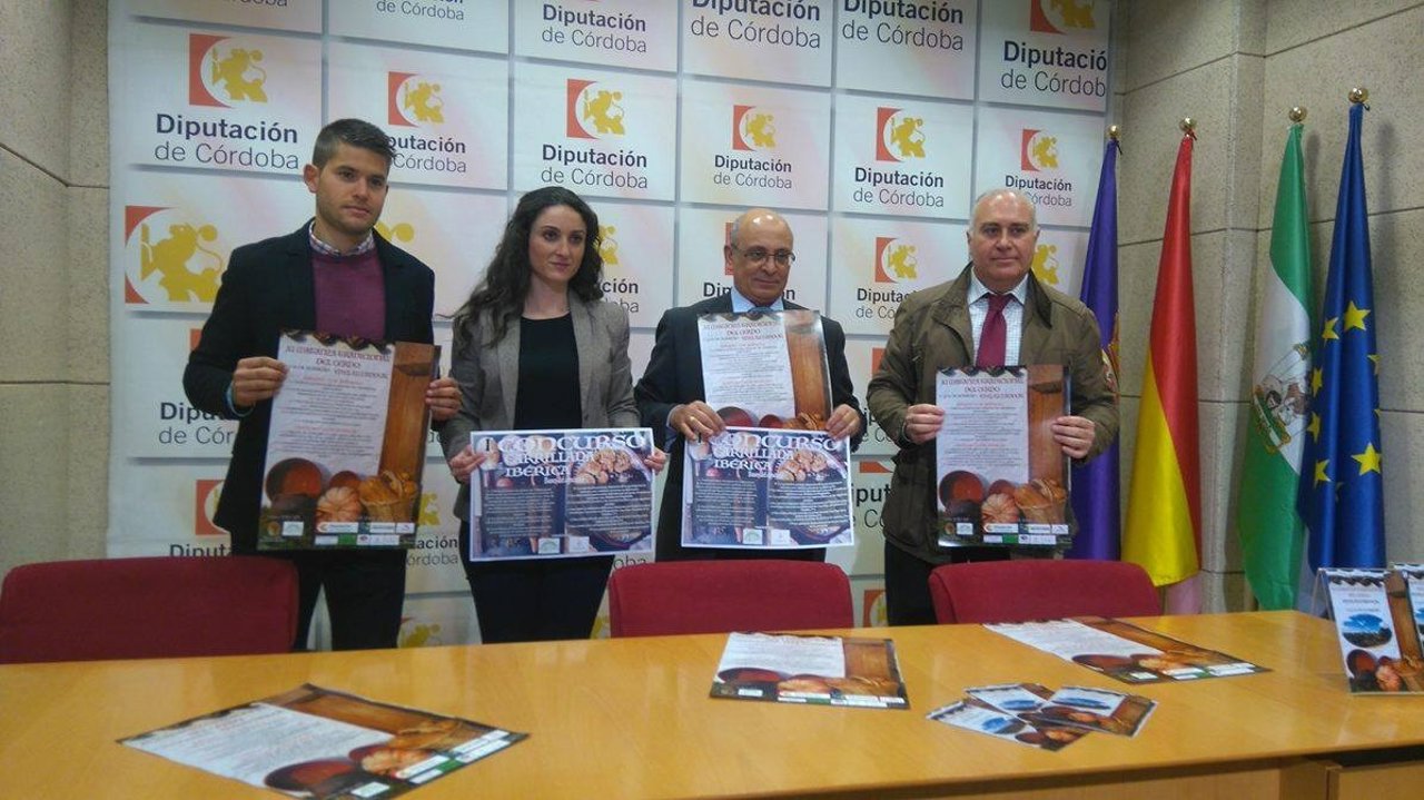 Gómez presenta el cartel de la XI edición de la Matanza Tradicional del Cerdo