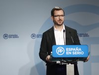 El PP dice que el Rey "no ha sacado la calculadora" de escaños con Sánchez y ve posible que proponga a Rajoy si fracasa