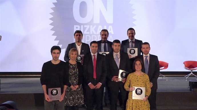 Presentación del programa Elkarlanean