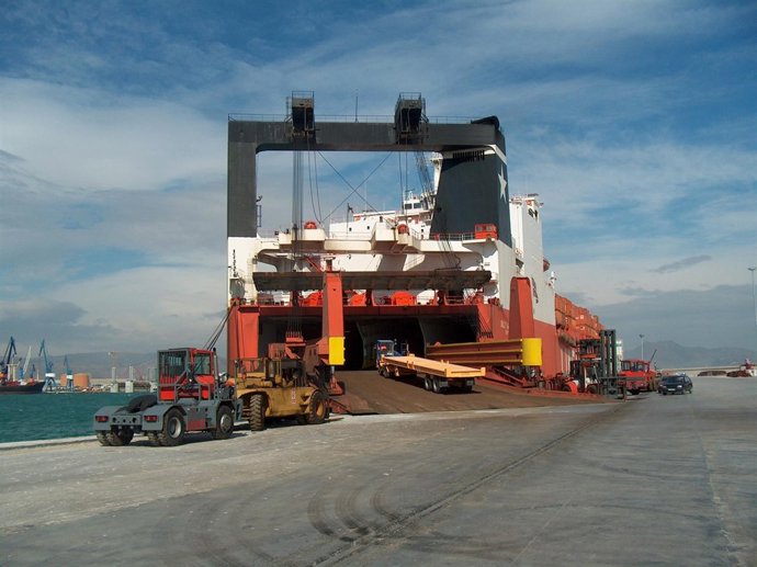 ACTIVIDAD DEL PUERTO