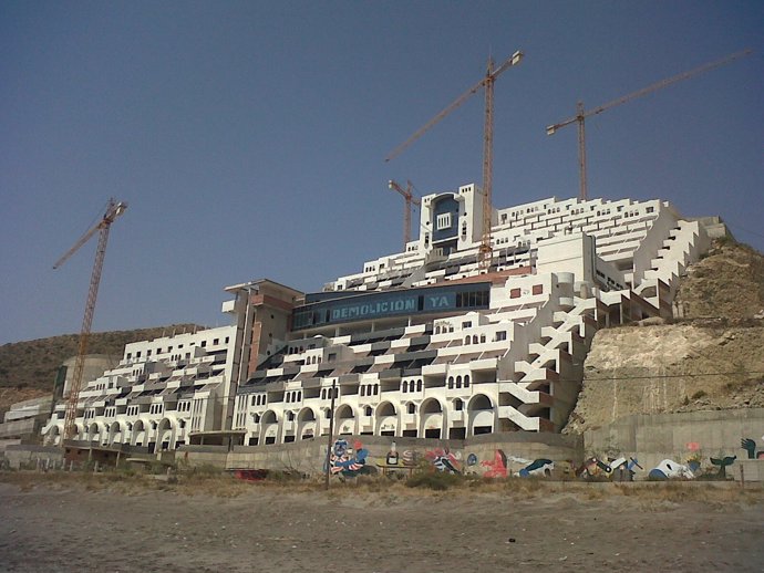 Hotel de El Algarrobico