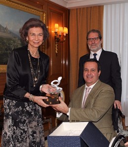 La Reina Sofía Recibe Premio ASPAYM Castilla Y León