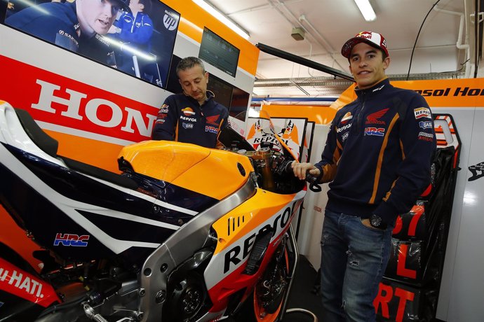 Marc Márquez en el test de Valencia 2016