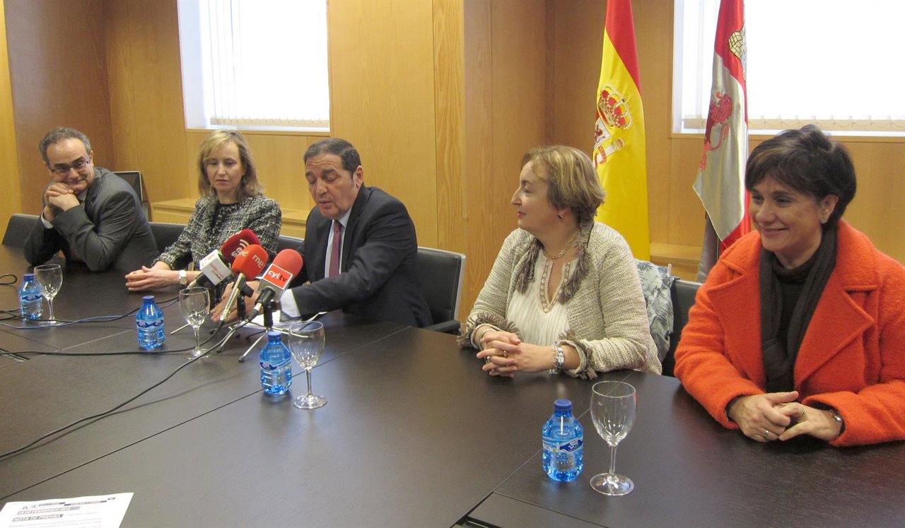 Rueda de prensa sobre aplicaciones informativas para atención a niños