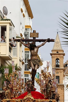 Crucificado en la Semana Santa de Cádiz