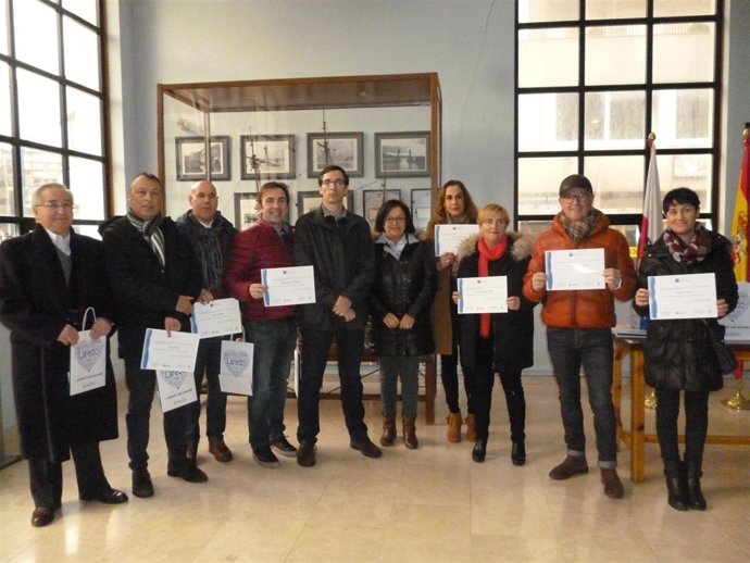 Entrega diplomas