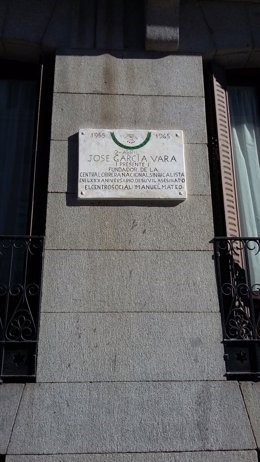 Lápida José García Vara