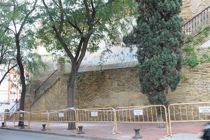 Desprendimiento del muro de San Pedro en Huelva. 