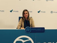 PP-A pide a Ciudadanos que "se deje de propuestas estrambóticas" en educación