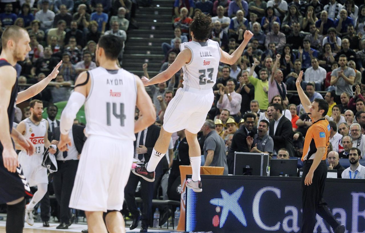 Sergi Llull celebra el pase a la final de Copa