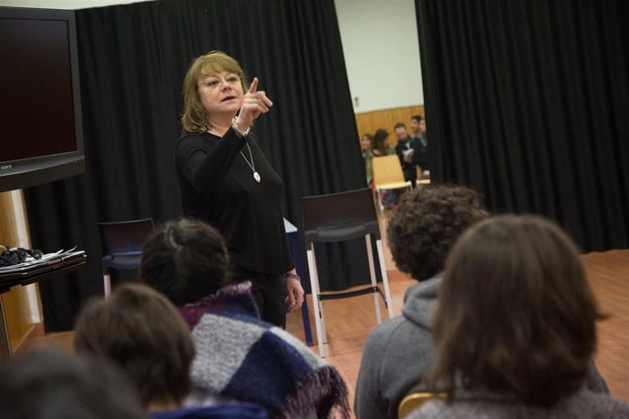 Vera actriz directora rusa diputación málaga teatro curso