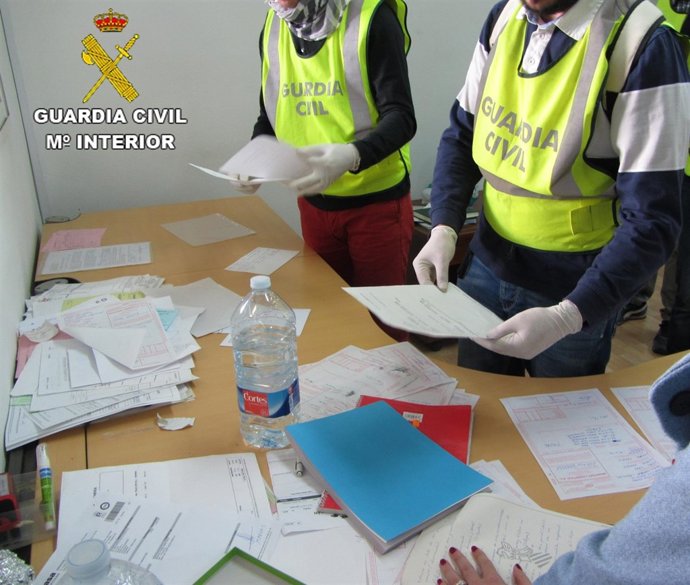 Dos detenidos por estafar a aproductores de cítricos