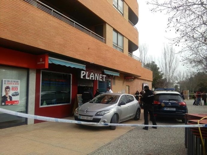 Bar en el que se han encontrado los cuerpos sin vida