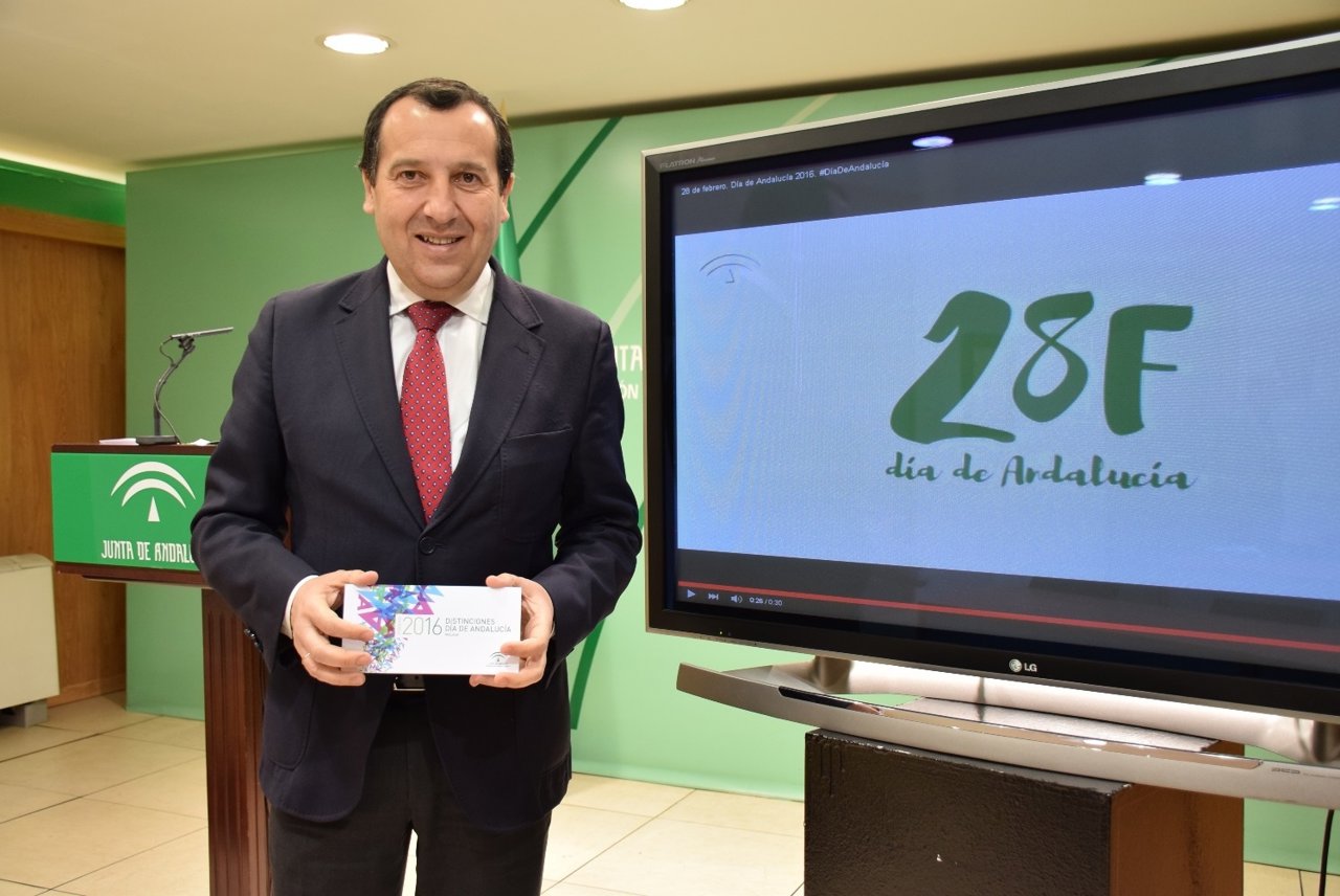 Día de andalucía ruiz espejo premio málaga