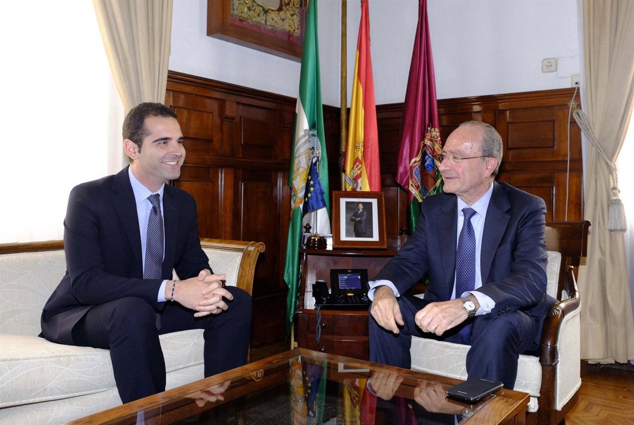 Alcalde de Almería, Ramón Fernández-Pacheco, y de Málaga, Francisco de la Torre