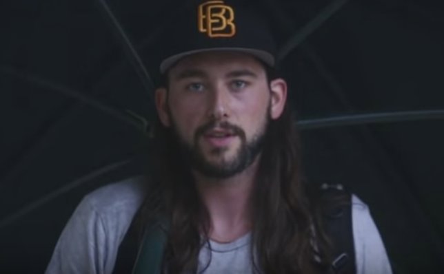 Cubre con sombrilla de la lluvia