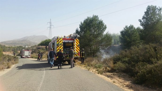 Conato incendio forestal en Santomera