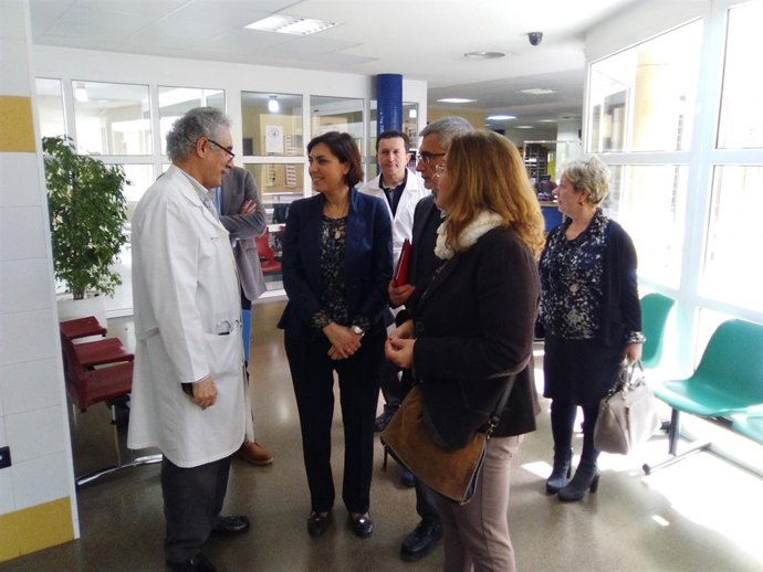 La consejera de Sanidad junto a la alcaldesa de San Pedro