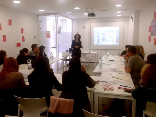 Taller de autoempleo de COCEMFE y Programa Incorpora de Obra Social 'la Caixa'