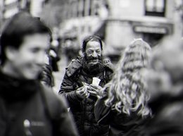 Fotografía de exposición 'Personas sin Hogar' de Cooperación Internacional ONG