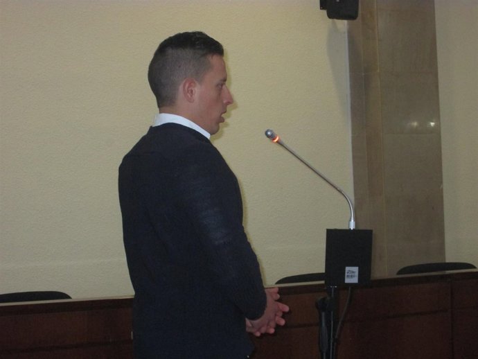 El acusado durante el juicio