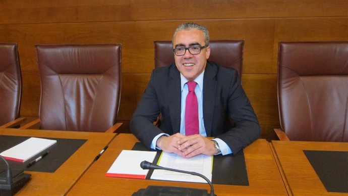 Pedro Hernando, portavoz del PRC en el Parlamento