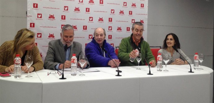 Kemp presenta su espectáculo en rueda de prensa acompañado de Ramón Ruiz