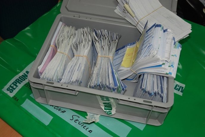 Recetas veterinarias incautadas por la Guardia Civil de Sevilla