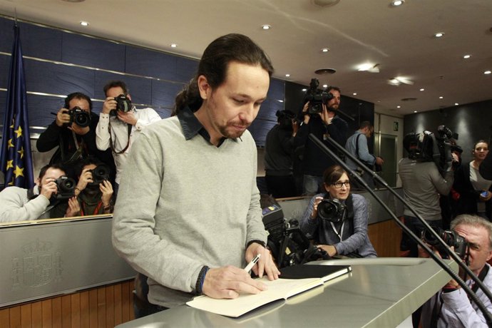 Rueda de prensa de Pablo Iglesias tras reunirse con Pedro Sánchez