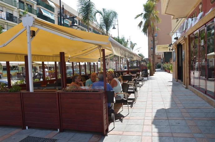 Terrazas Fuengirola adaptadas ordenanza ocupación vía pública