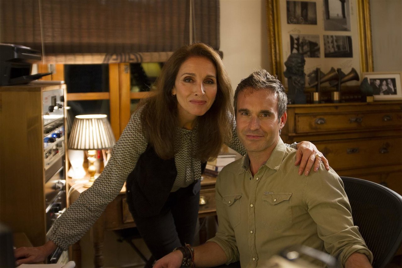 Ana Belén interpreta la nueva sintonía de cabecera de El Secreto de Puente Viejo