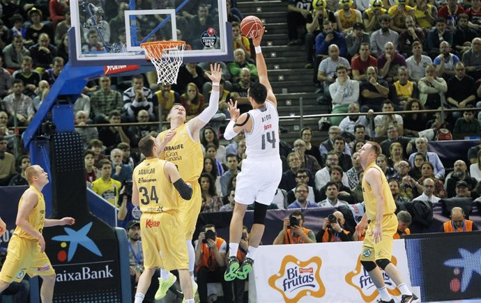 Ayón en la final de Copa Real Madrid - Herbalife