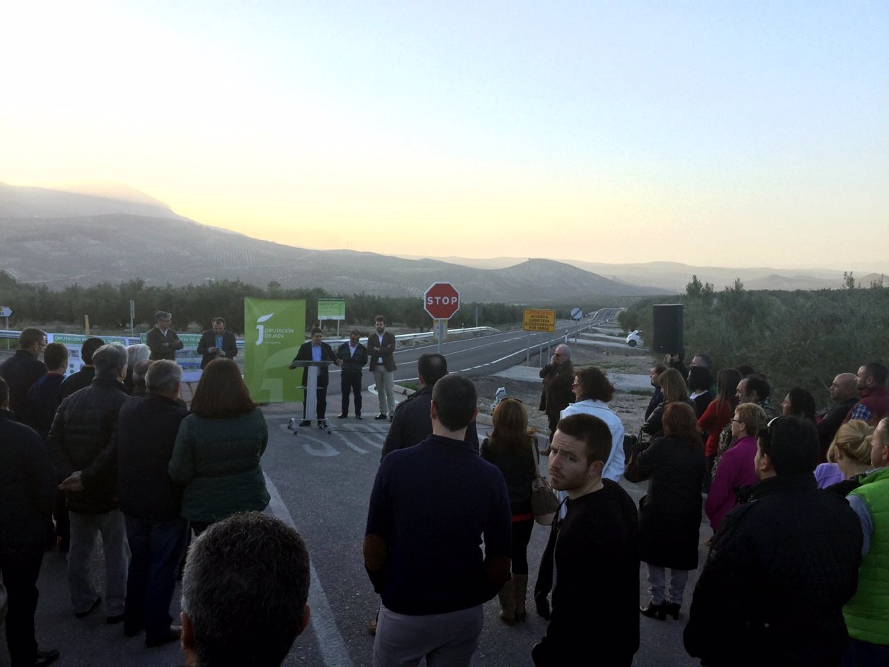 Inauguración de la carretera entre Bedmar y Garcíez.