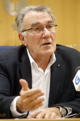 El presidente de la Fegamp y alcalde de O Barco (Ourense), Alfredo García (PSOE)