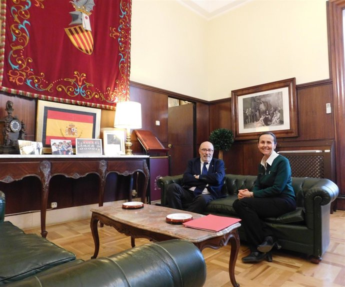 Manuel Alcaraz y Pilar de la Oliva