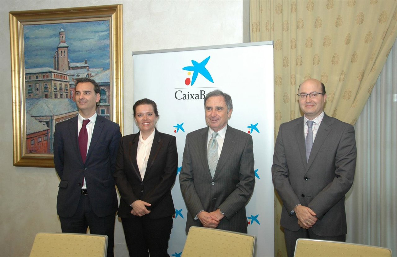 José Luis Larríu, Ana Díez Fontana, José Antonio Sarría y Carlos Fernández.